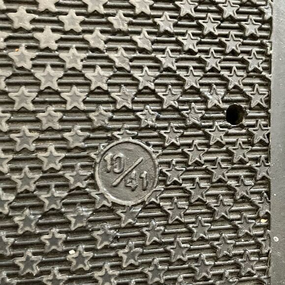 True Religion Black Slides with Rhinestone Logo - Picture 5 of 6